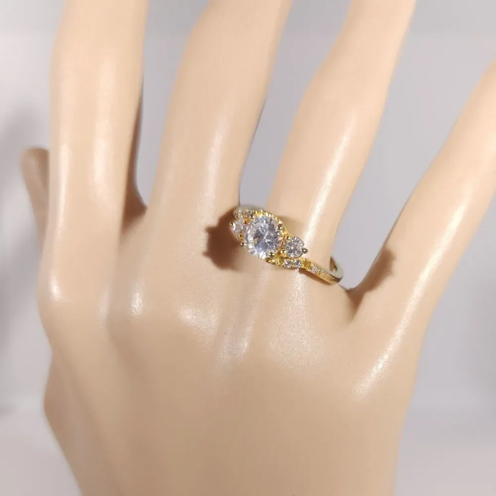 Cubic Zirconia sparkling cz